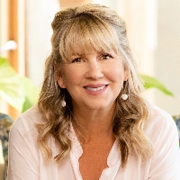 Suzanne Trainor, MBA, NBC-HWC