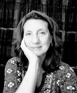 Paula Dufault
