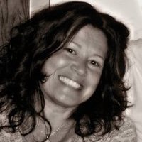 Melanie Grace Psomas