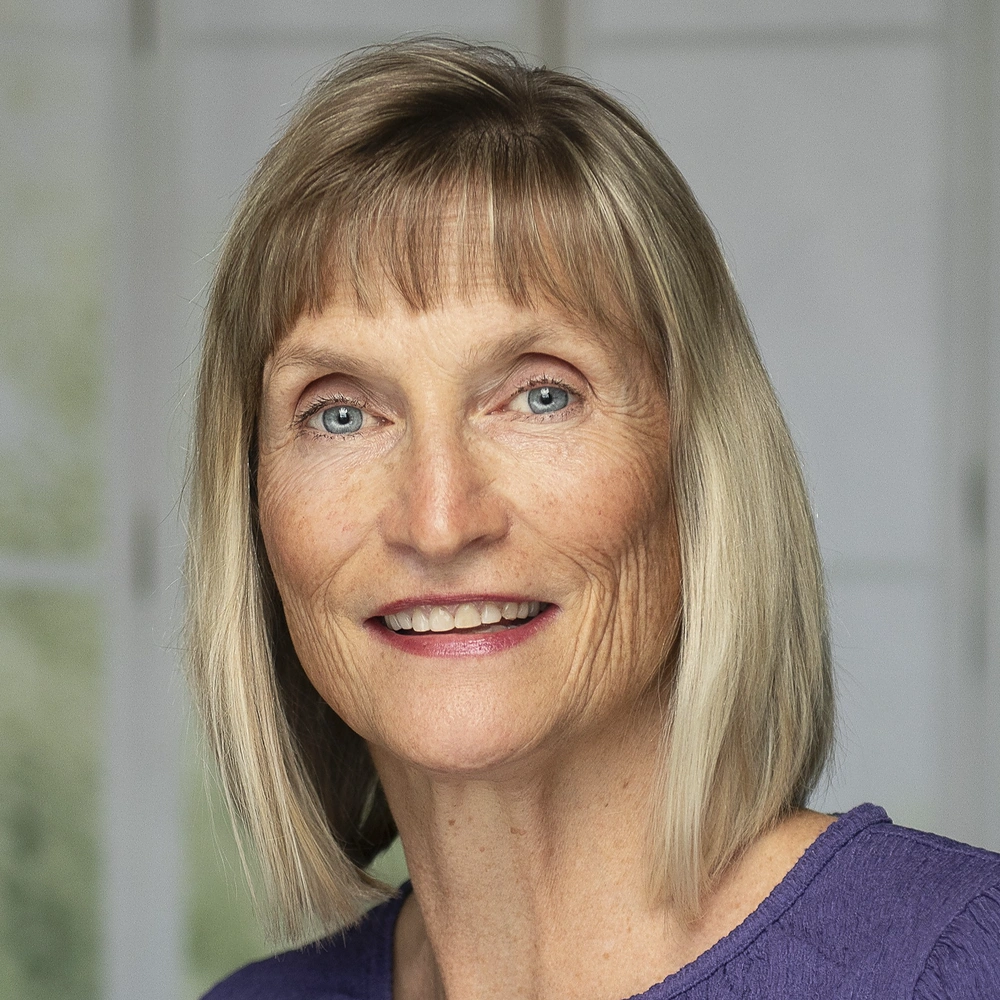 Handi Jo Dolloff-Holt