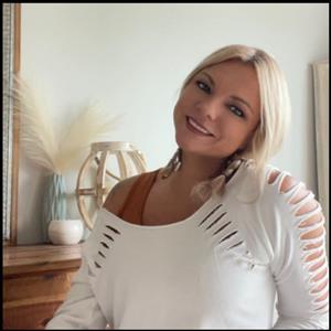 DaNelle Borglin