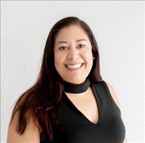 Sandra Vela