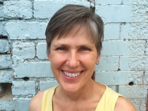Dolores Champagne
