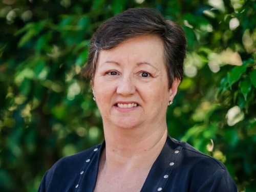 Kimberly Reaves