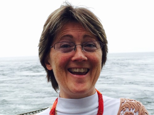 Leslie Dolan